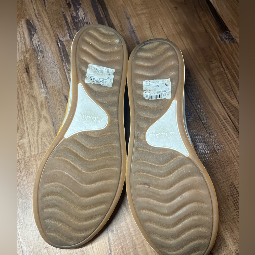 Clark’s CloudSteppers Breeze Women's 11 Dandelion Yellow Slip-On Shoes Moc Flats - Picture 7 of 8
